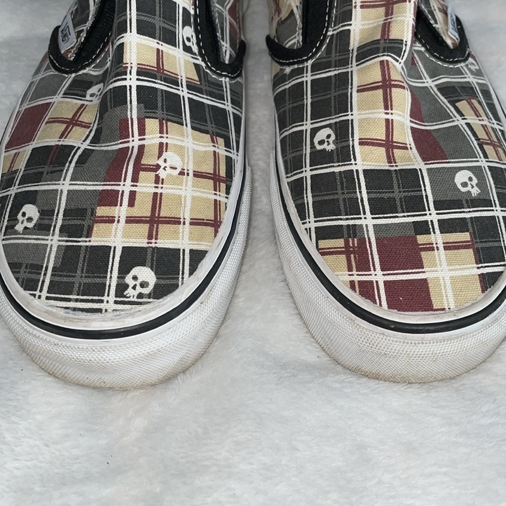Vans - Picture 11 of 11